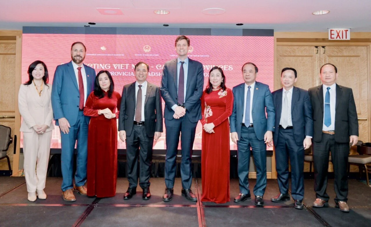 Consulate General of Vietnam in Vancouver Collaborates with the Vietnamese Canadian Business Association (VCBA) to Organize Business Connection Forum Between Vietnam and Canada